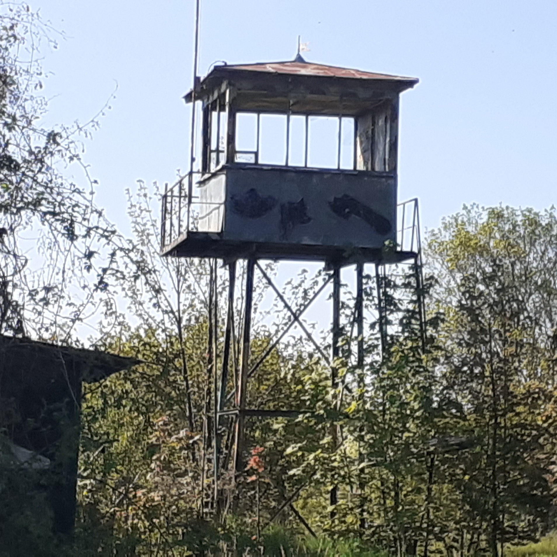 Opuszczona Baza Wojskowa